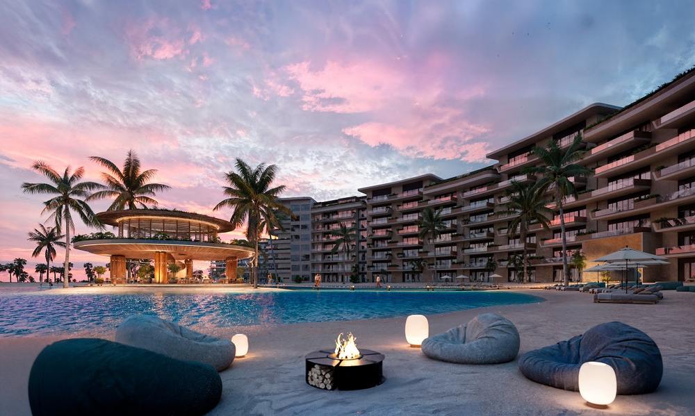 Beach club & lagoon